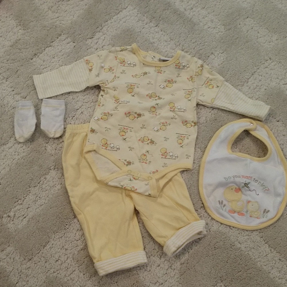 Infant 4 piece set